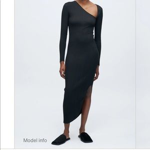 Ribbed black cotton dress from Kotn. Never worn and brand new.